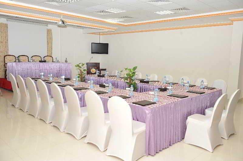 Al Maha Int Hotel Oman Maskat Einrichtungen foto